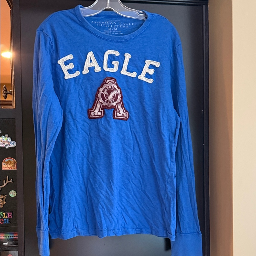 American Eagle Outfitters Blue Long Sleeve Tee